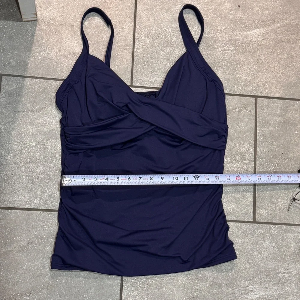 Lands End Tankini Swim Top Women 14L Navy Blue Excellent Underwire Ruched Twist - Picture 6 of 9